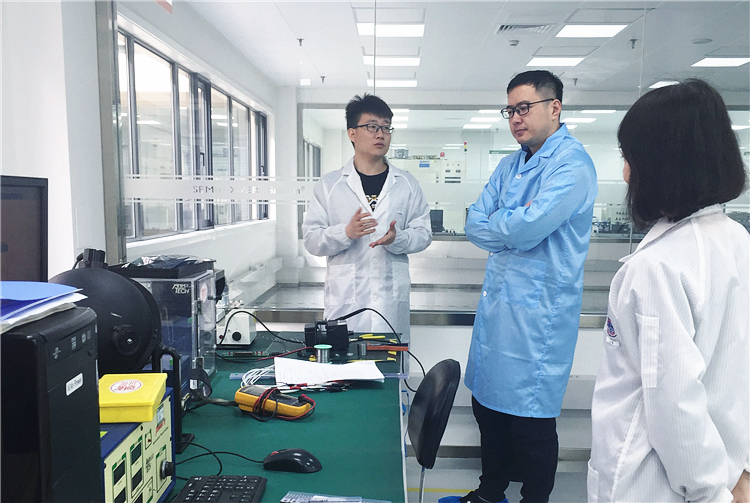 Mr. Li Chenguang, CTO of Yonglian Technology, Personally Visited Xi'an Semipower to Conduct Product Quality Control Research