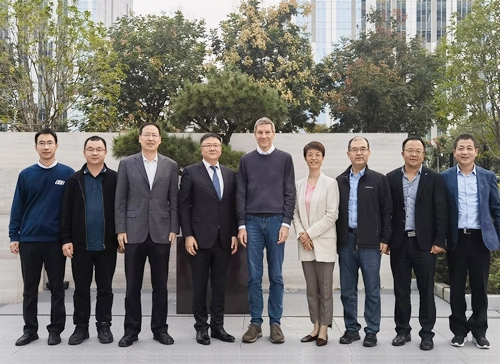 New Energy, New Future, Professor Dieter Green, Chairman of the European New Energy Vehicle Alliance, And His Delegation Visited Xi'an